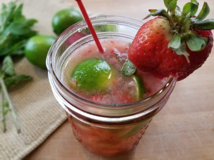strawberry kiwi mOjitOs - Sugar Booger Sweets