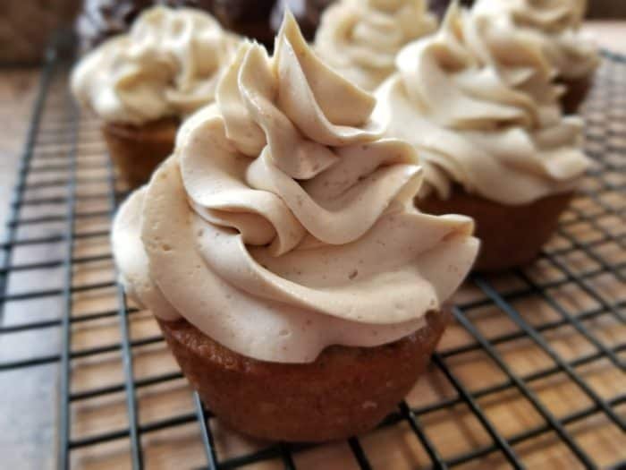 banana cupcakes with tiger butter frOsting - Sugar Booger Sweets