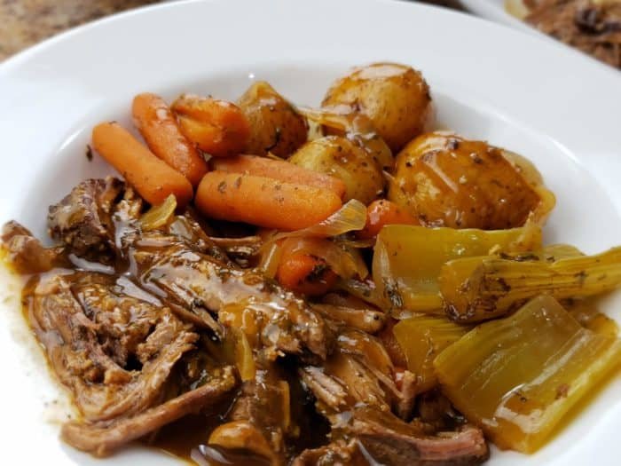 slOw cOOker pOt rOast - Sugar Booger Sweets