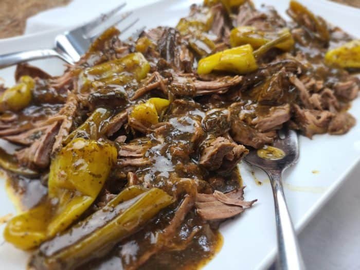slOw cOOker mississippi pOt rOast - Sugar Booger Sweets