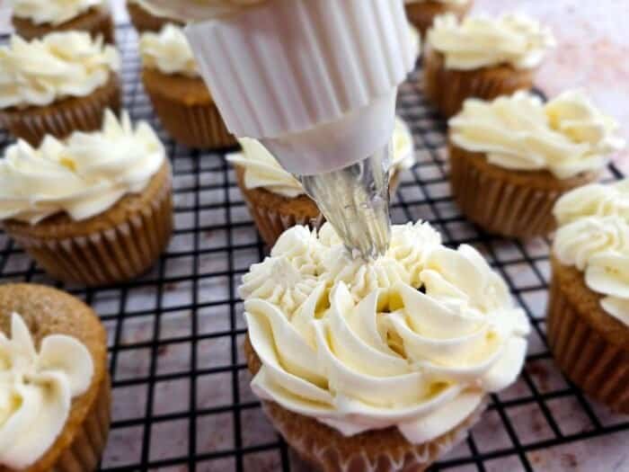 maple swiss meringue buttercream - Sugar Booger Sweets